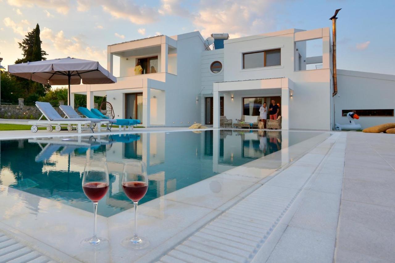 Sunlight Eros Villa Afra Exterior photo